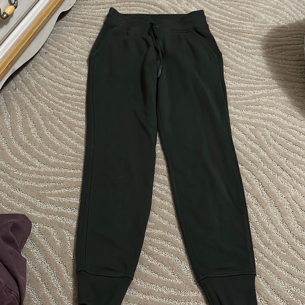 Lululemon joggers